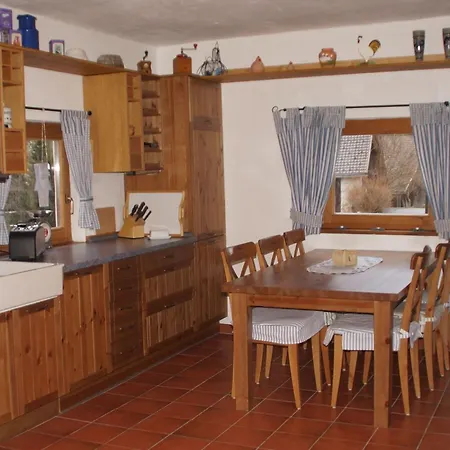 Dom wakacyjny Am Wallnerhof In Flattach By Interhome